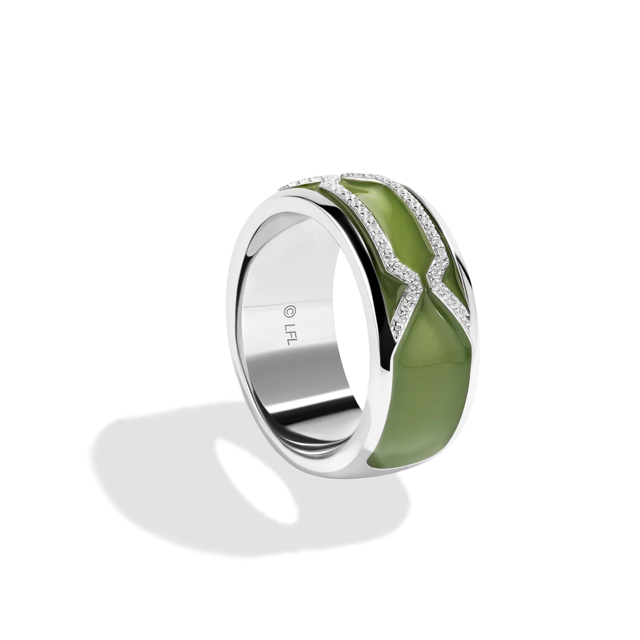 BOBA FETT™ MEN'S RING Sterling Silver with Green Enamel, 1/6 CTTW Diamonds - Image 2