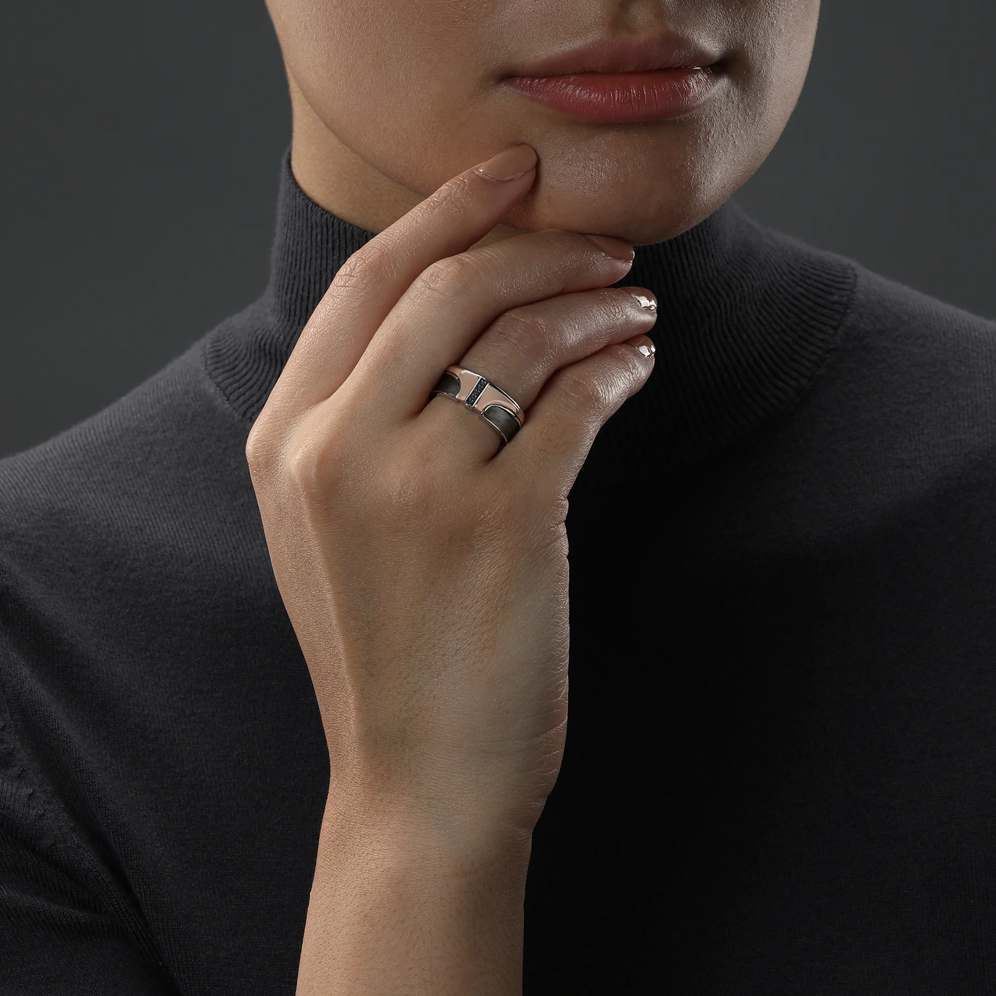 BOBA FETT™ WOMEN'S RING Black Diamond Accent, Sterling Silver with Black Rhodium and 10K Rose Gold - Image 2