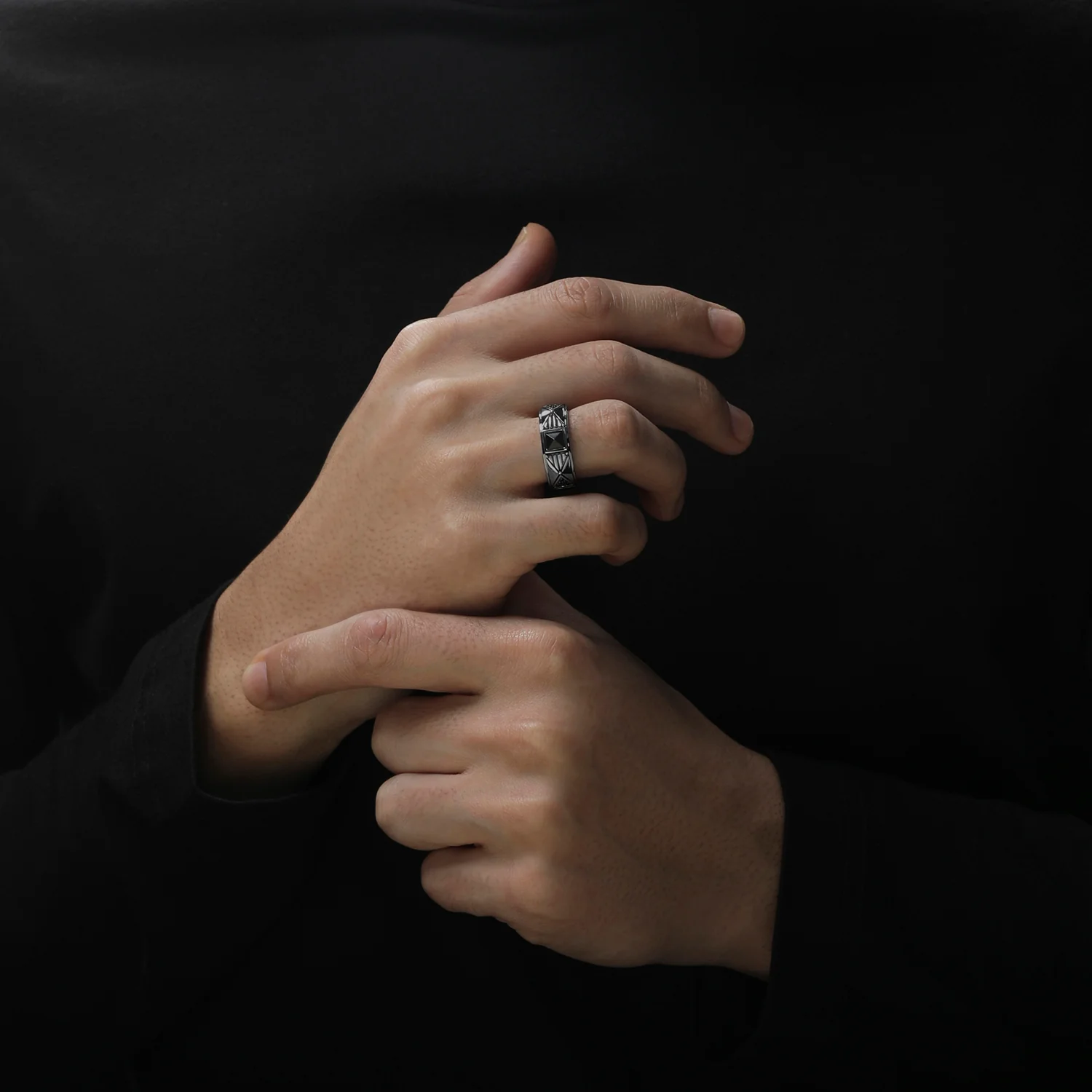 DARK ARMOR MEN'S RING 1/7 CT.TW. Black Diamonds Onyx Silver with Black Rhodium - Image 2