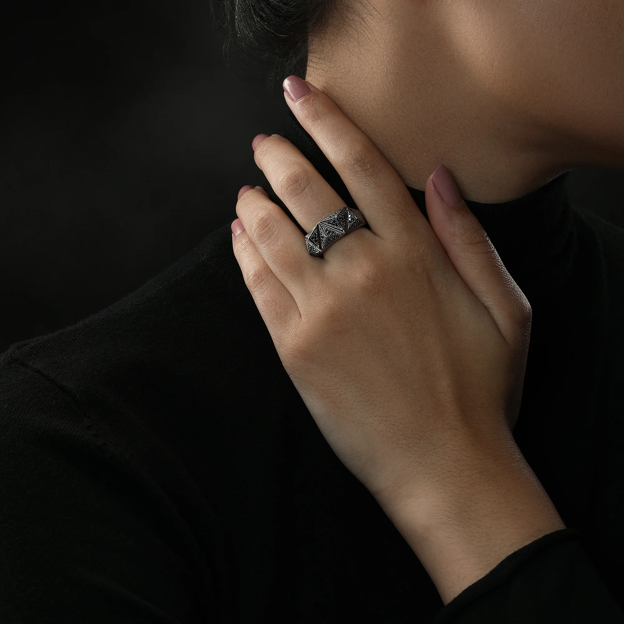 DARK ARMOR WOMEN'S RING 1/2 CT.TW. Black Diamonds Silver with Black Rhodium - Image 2