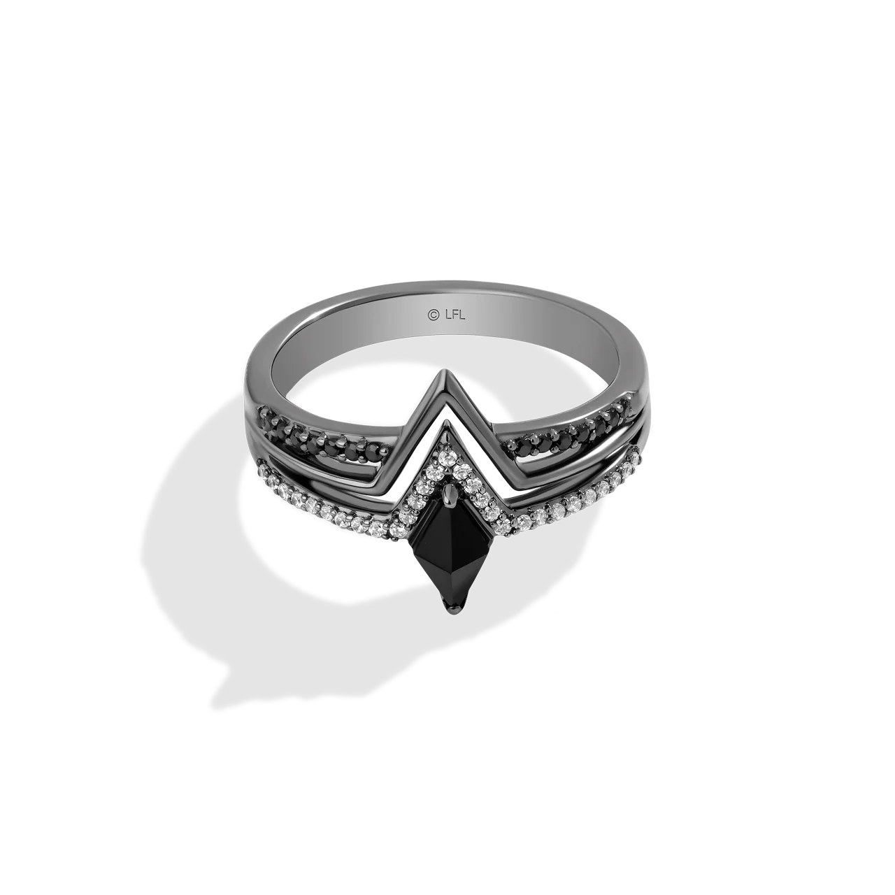DARTH VADER™ WOMEN'S RING with 1/6 CT.TW. Black and White Diamonds, Black Onyx and Black Rhodium over Sterling Silver