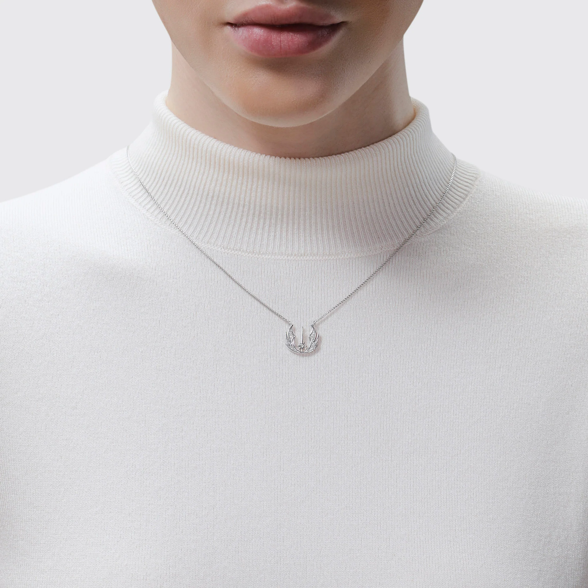 THE JEDI™ ORDER WOMEN'S PENDANT 1/10 CT.TW. White Diamonds Silver - Image 2