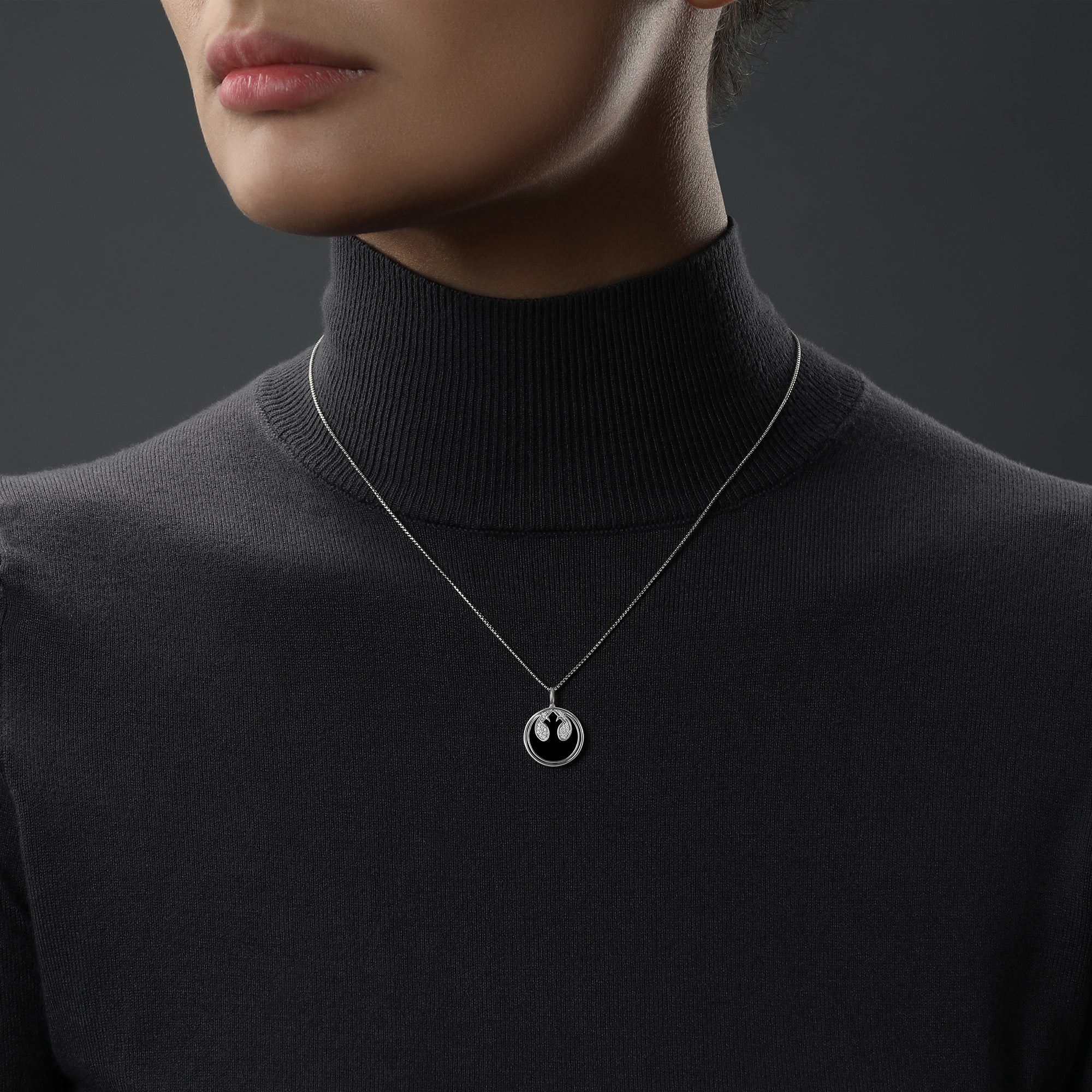 THE REBEL WOMEN'S PENDANT White Diamonds and Black Onyx Silver - Image 2
