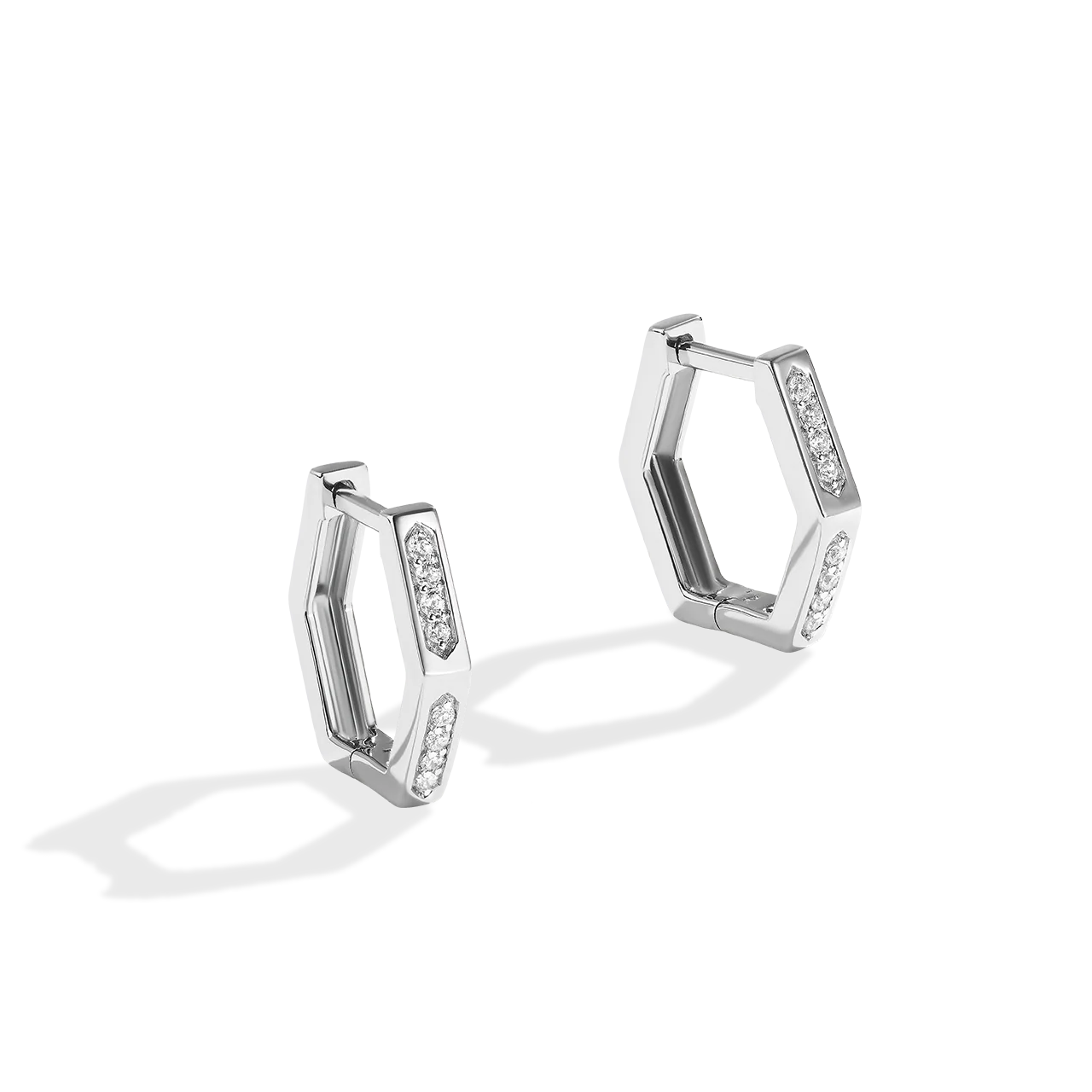 THE TIE FIGHTER WOMEN'S HOOP EARRINGS 1/5 CT.TW. Diamonds, Sterling Silver
